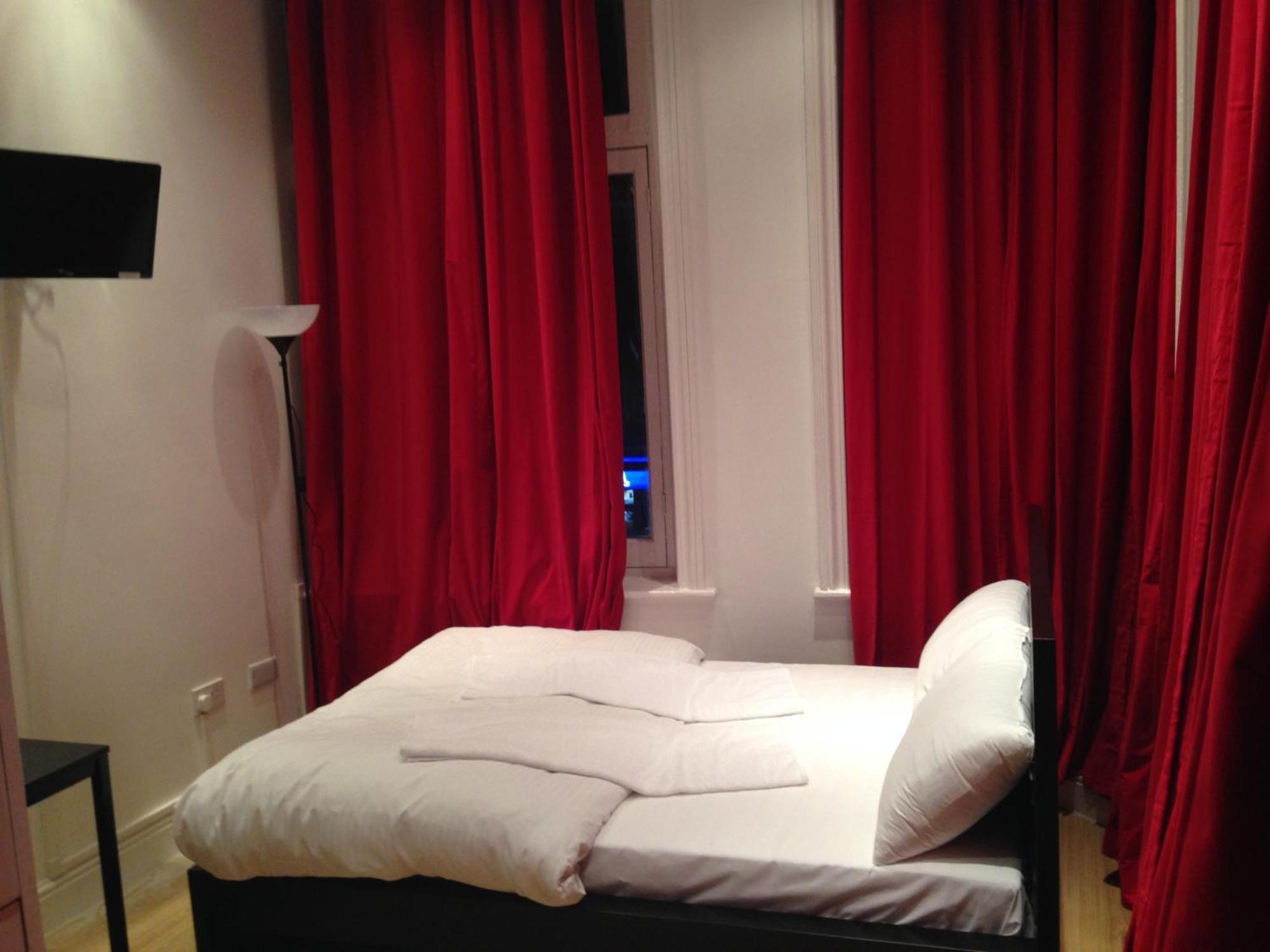 Duke Of Fife Hotell Barking  Exteriör bild