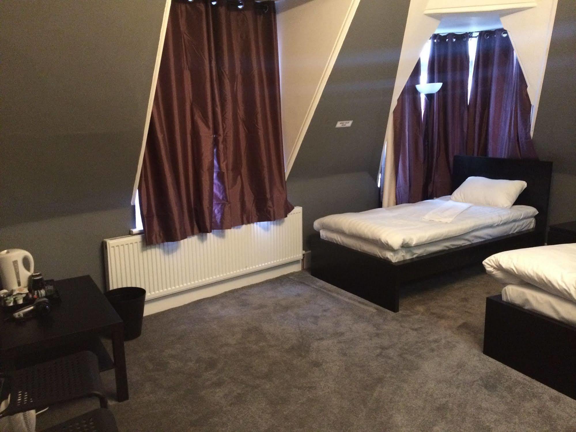 Duke Of Fife Hotell Barking  Exteriör bild